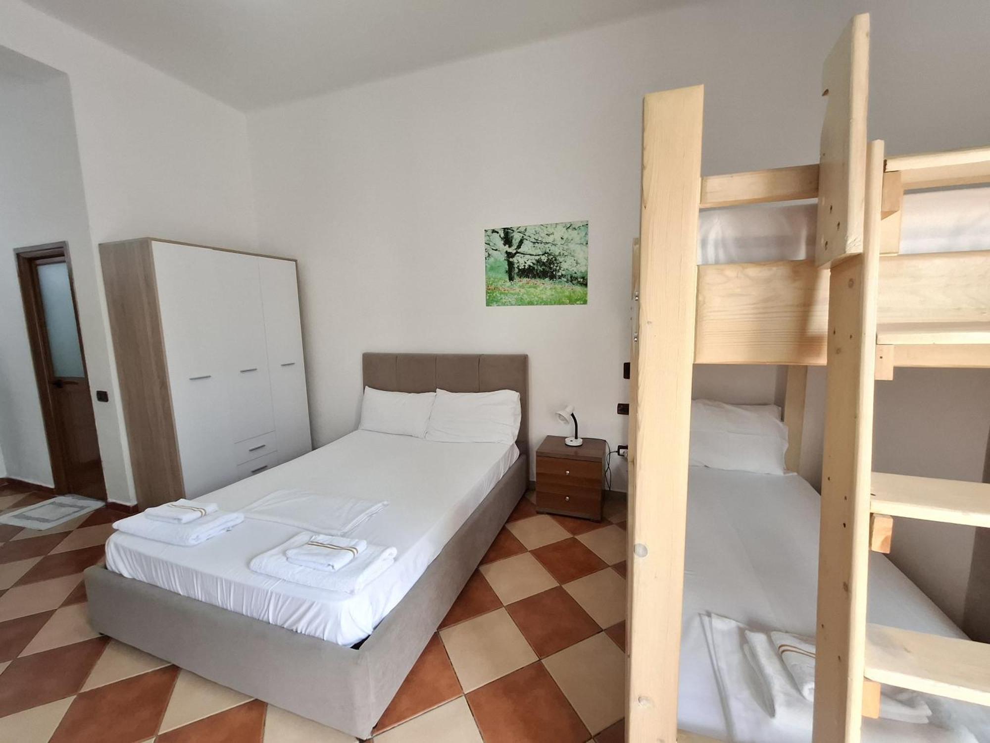 Hotel Sirena Radhimë Εξωτερικό φωτογραφία