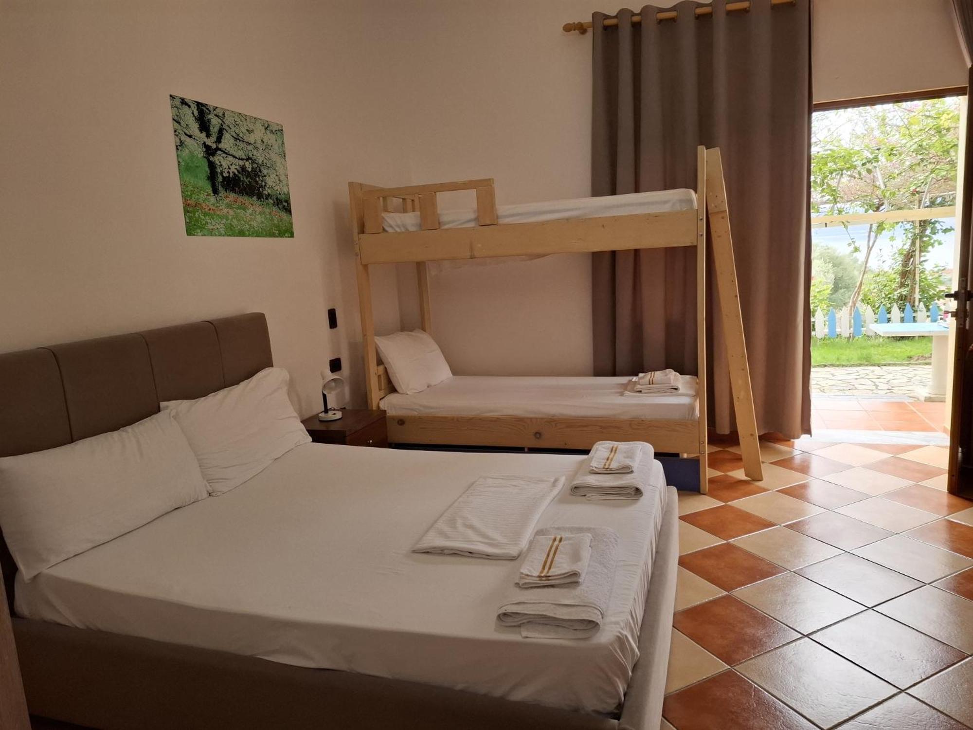 Hotel Sirena Radhimë Εξωτερικό φωτογραφία
